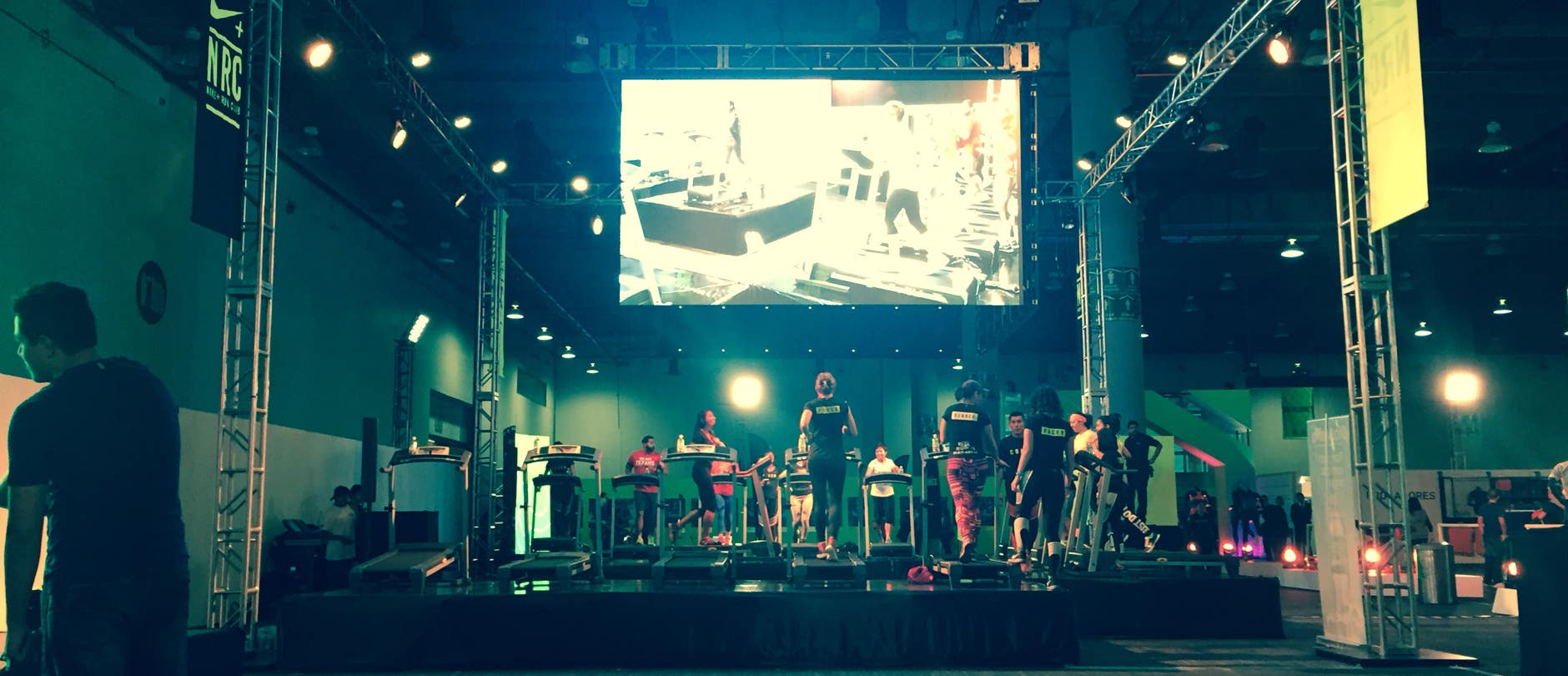 Renta de trusses en CDMX, Renta de estructuras MKS para eventos en CDMX, Proveedores de trusses y estructuras de aluminio CDMX, Renta de trusses modulares para eventos en CDMX, Montaje de estructuras MKS y trusses en CDMX.