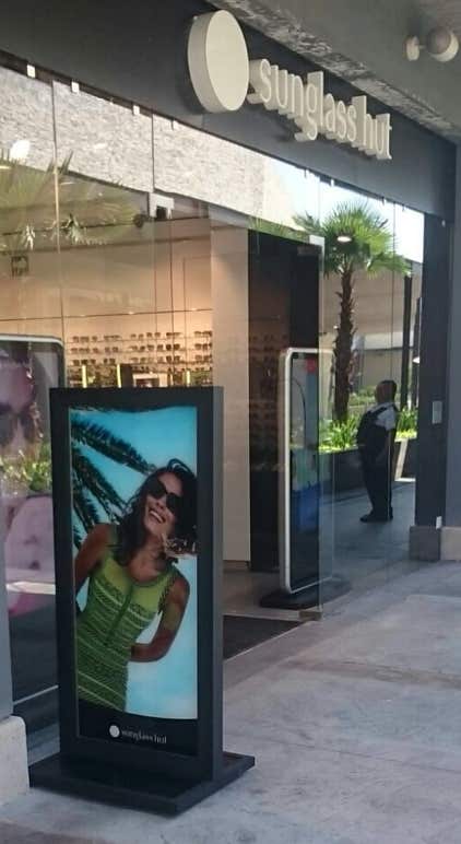 Fabricación de tótems para publicidad exterior en CDMX, Diseño y producción de estructuras publicitarias en Ciudad de México, Empresas de mobiliario publicitario en CDMX.